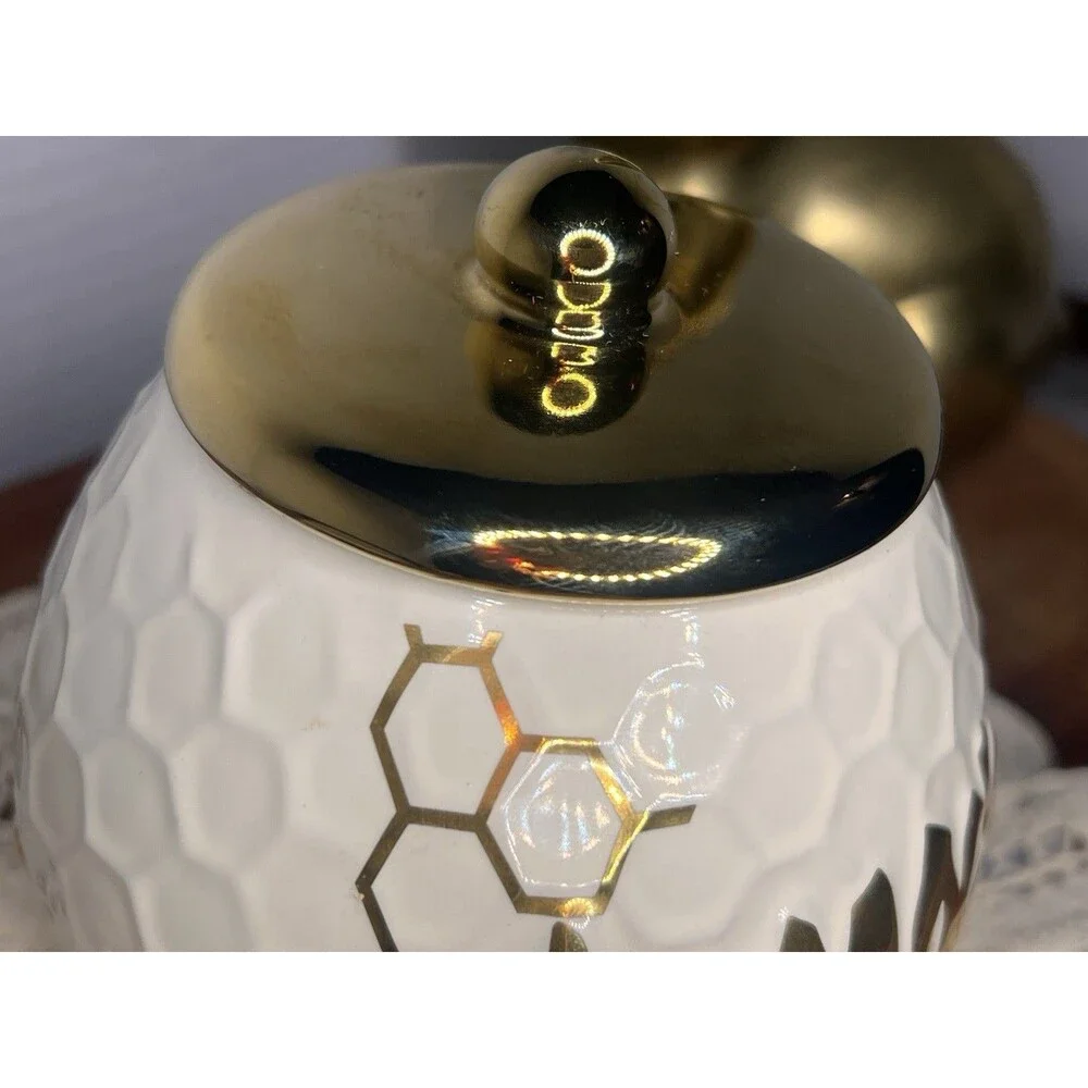 Disney Winnie The Pooh Honey Jar Candle Holder With Gold Lid